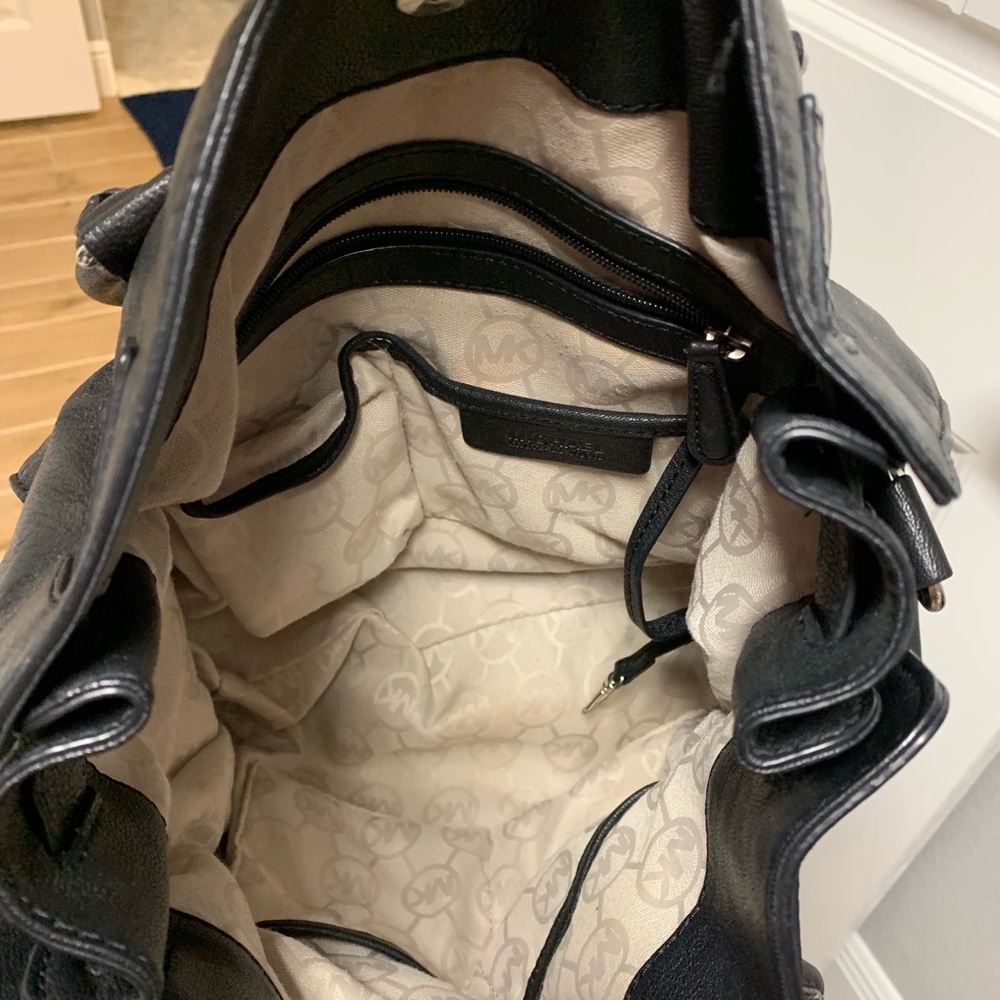 Authentic Michael Kors Purse - image 3